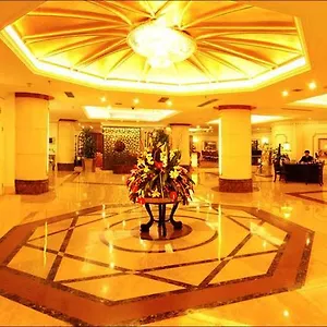 Universal House Golden Gulf 4* 成都