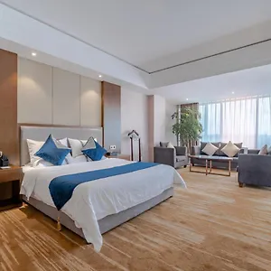 Yeste Hotel 4*