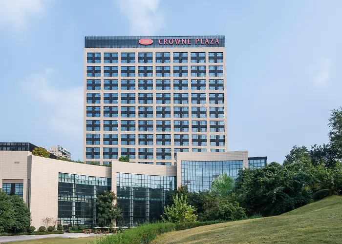 Фото Отель Crowne Plaza Chengdu Panda Garden By Ihg