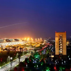 Airport Hotel 2*