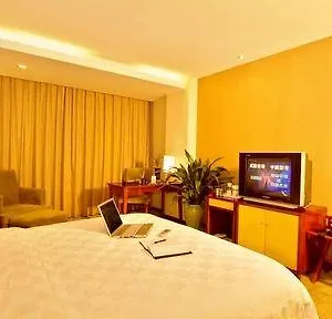 Universal House Golden Lotus 4* Чэнду