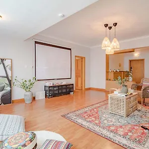 Apartment Jinjiang District Dongmen Daqiao Subway Station. Chengdu
