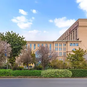 Atour Shuangliu International Airport Hotel 4*