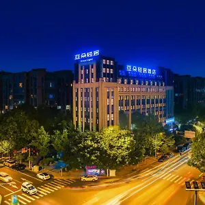 Atour Red Wuhou Avenue Arch Building Отель