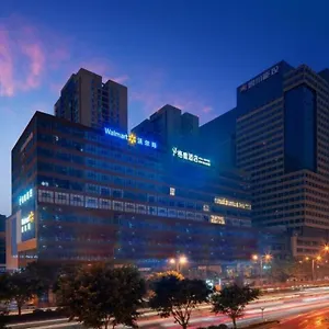 Gya Global Center Jinchenghu Metro Station Csengtu