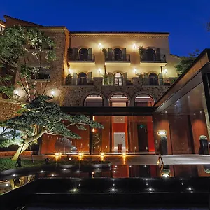 Luxehills Maison Albar 5*