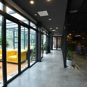 Hotel Zhongyuan 3*