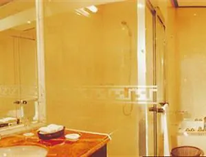 Jing Chuan Hotel 4*